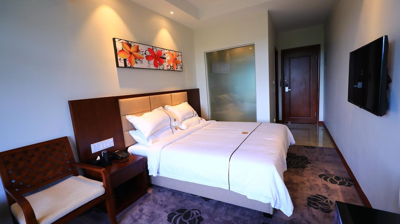 Tf Seaside Hotel Garapan Eksteriør billede