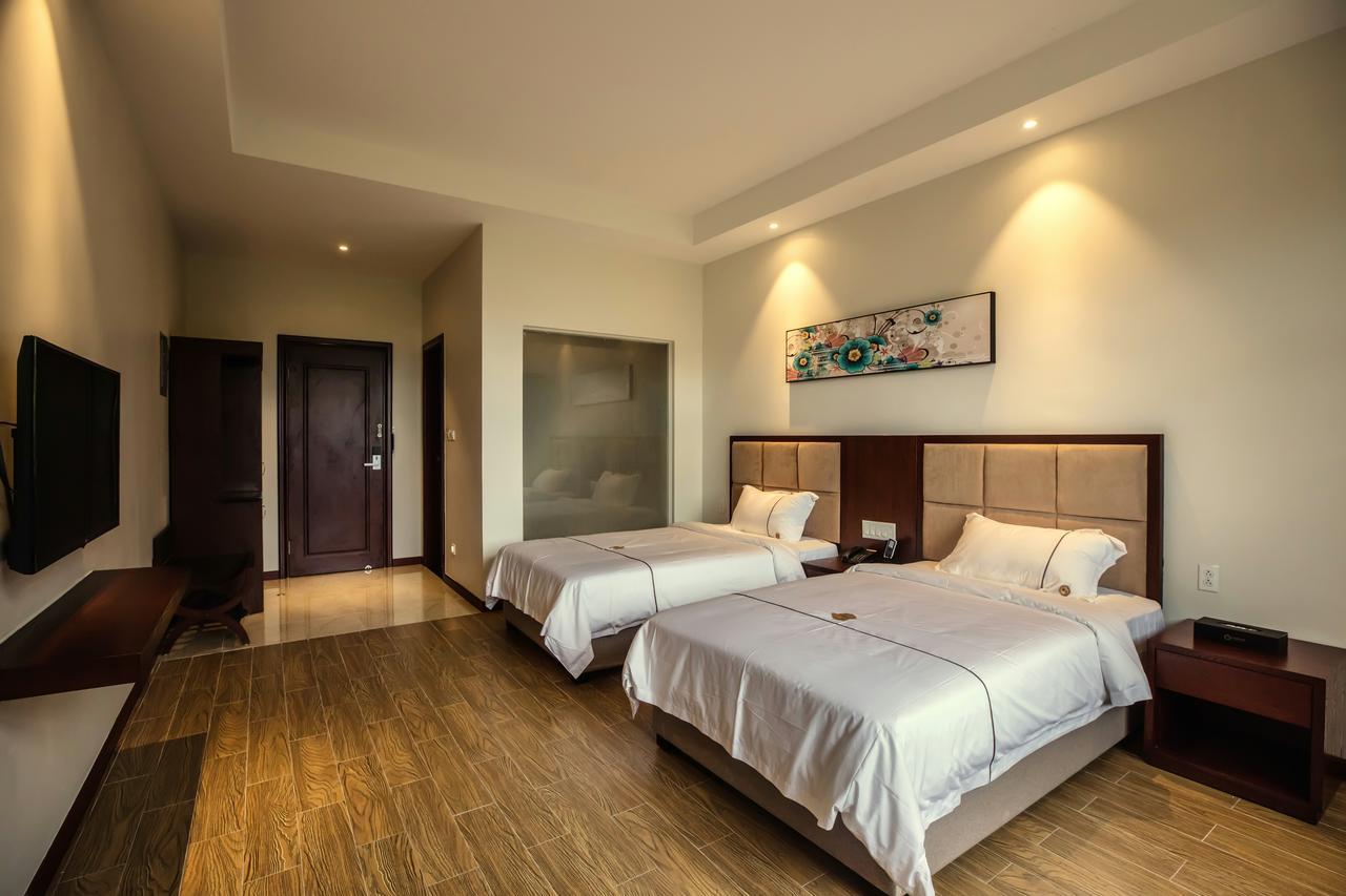 Tf Seaside Hotel Garapan Eksteriør billede